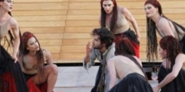 The Martha Graham Dance Company Collaborates with Italian Productions of The Bacchae and Prometheus Bound