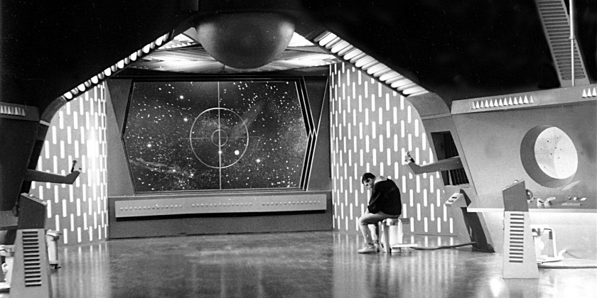 Museum as Hub Transforms Gallery into Simulated Interior of Spaceship with 100+ Artworks&rlm;