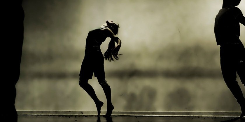 Kimberly Bartosik/daela presents "&Eacute;troits sont les Vaisseaux"