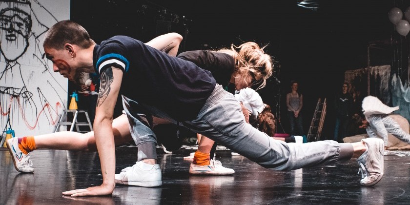 BREMEN, GERMANY: Unusual Symptoms / Theater Bremen seek 1 male dancer for the 2019/2020 season