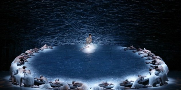 The Dance Enthusiast Asks: The Australian Ballet about "Swan Lake"