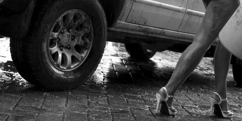 Nadia Granados presents "Carro Limpio, Consciencia Sucia (Clean Car, Dirty Conscience)"