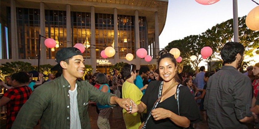 LOS ANGELES, CA: Dance Downtown: Salsa