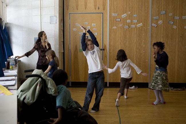 11 am -Freeze Dance- Catherine Stops The Music and Kids Make a Shape