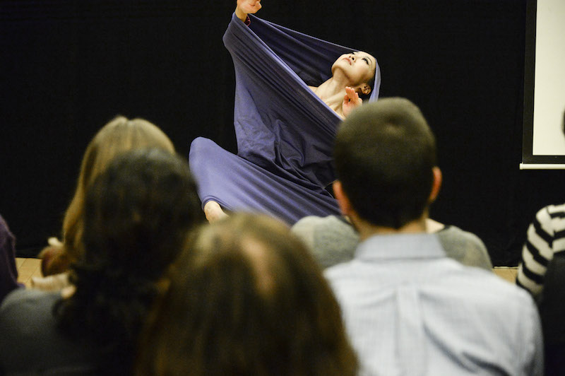 Martha Graham's distinctively costumed &quot;Lamentation&quot; Performed Up Close- PeiJu Chien-Pott, Principal with Martha Graham Dance Company