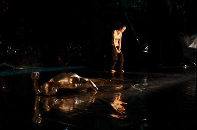 Garnica LEIMAY in FURNACE at the CAVE NY Butoh Festival 2009.Yana Kraeva: Photographer